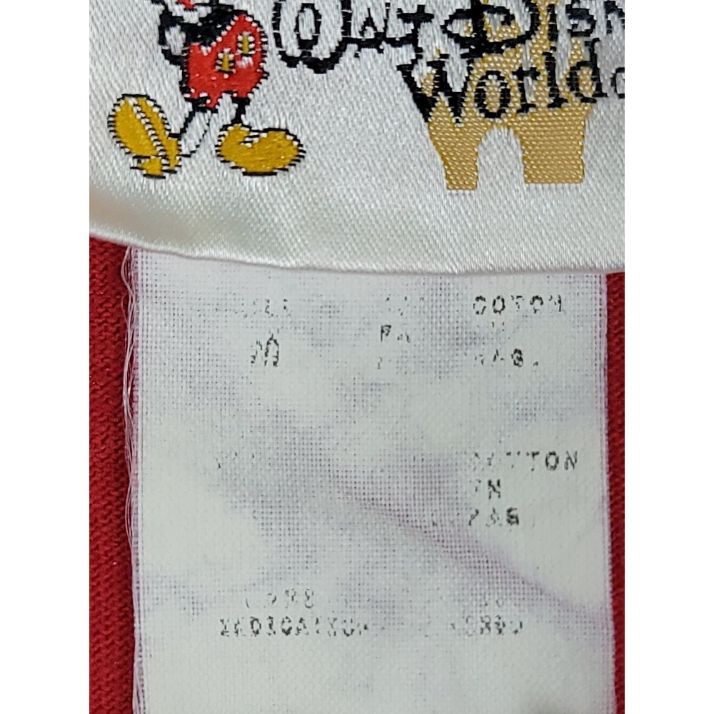 Vintage Disney World Shirt Mens Red 2005 Where The Party Never Ends Graphic Tee - Picture 5 of 6
